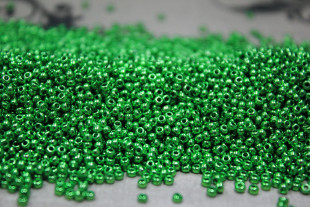 Бисер Чехия круглый 18356 10/0 50г